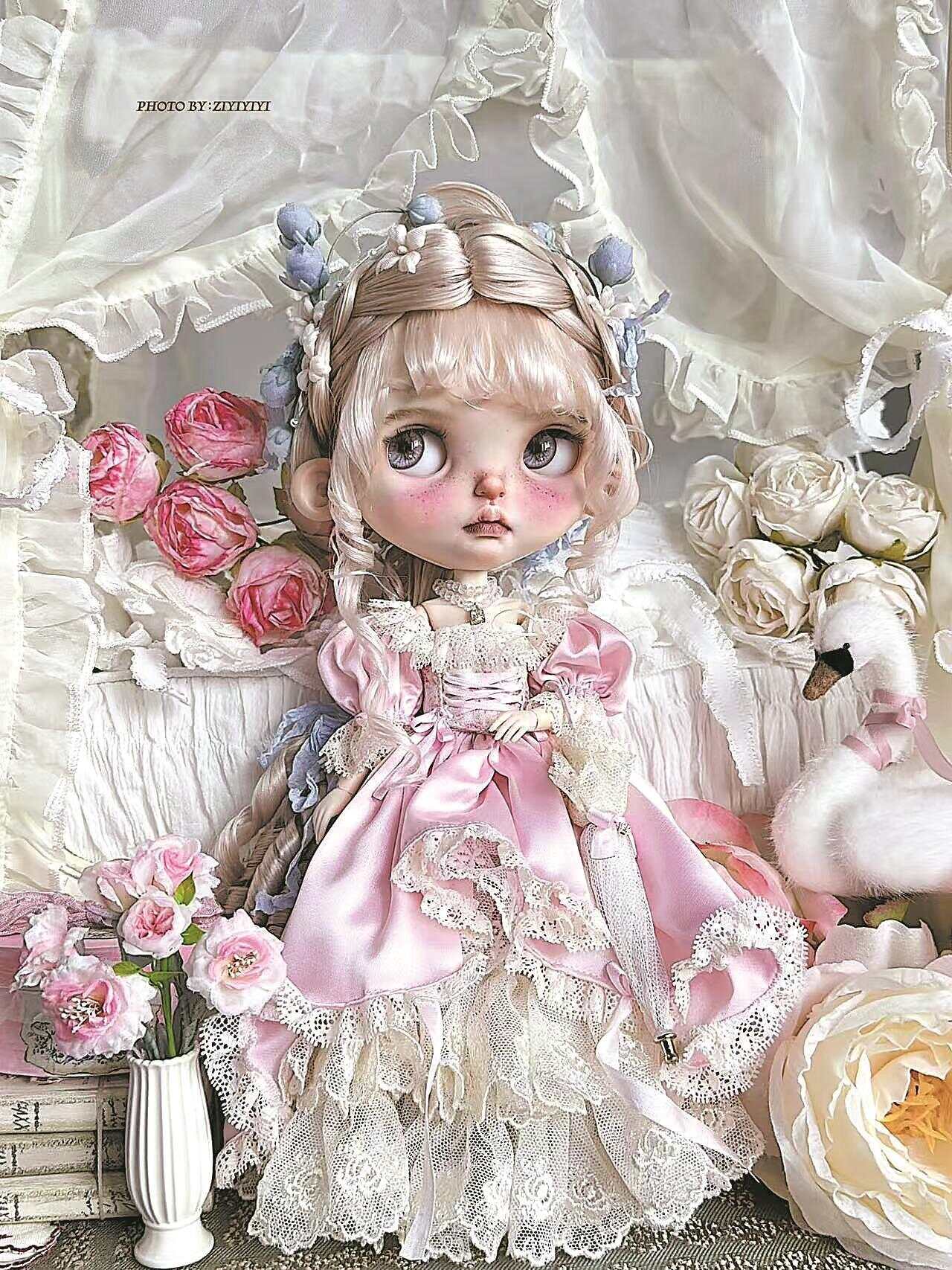 PP电子-一件“娃衣”卖几百元这届年轻人在买什么？