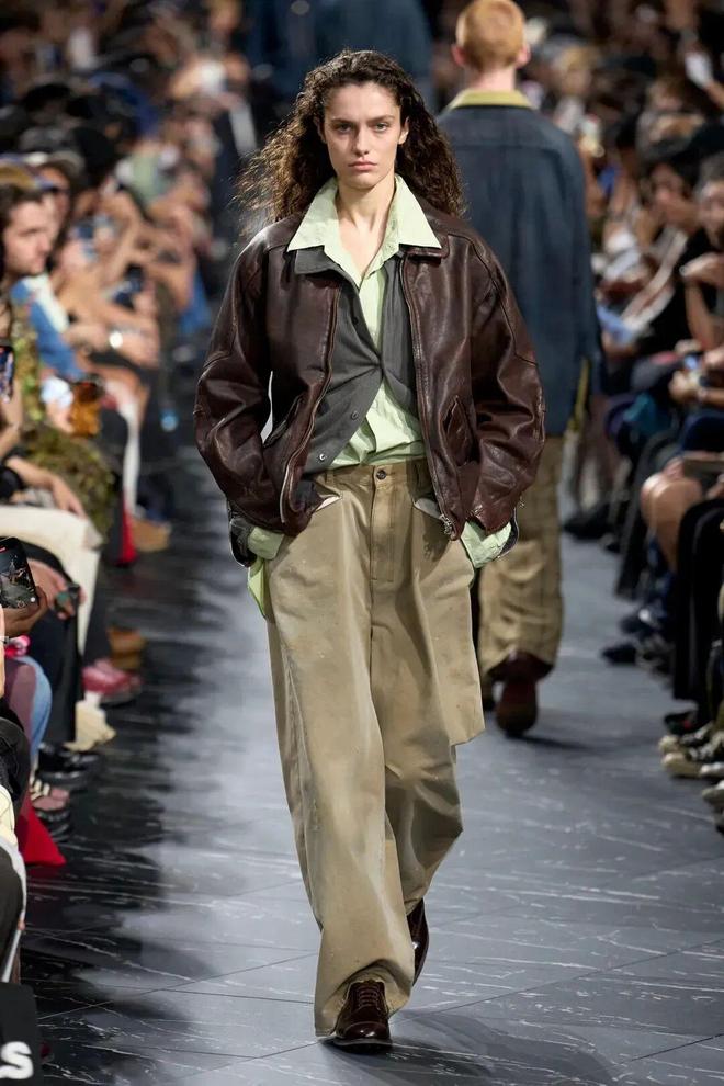 PP电子-ANCELLM 2026 春夏系列：毛边、层叠、不